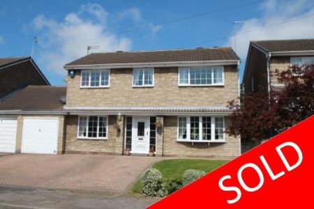 Immaculate detached family home. Desirable village cul-de-sac.