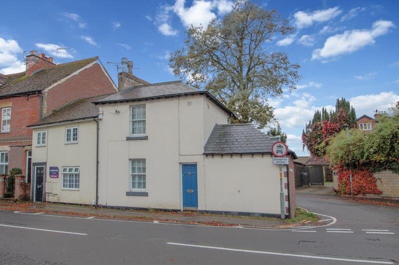 Boreham Road, Warminster – photo 1 of 17