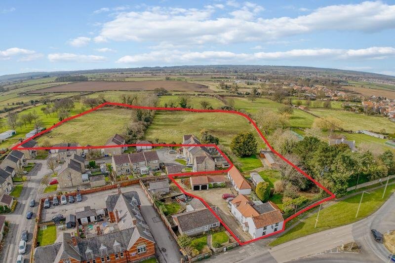 House + Land + Stables + Holiday Lets – Main Street, Seamer – photo 2 of 35