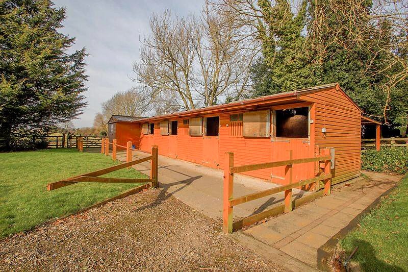 House + Land + Stables + Holiday Lets – Main Street, Seamer – photo 25 of 35