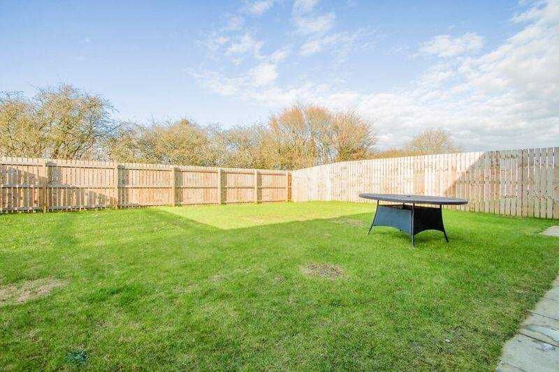 Paddock Rise, East Ardsley – photo 9 of 14