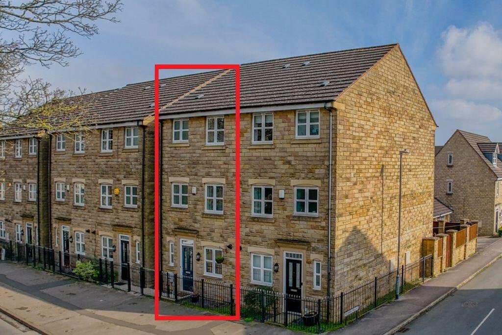 Plover Road, Lindley – photo 11 of 26