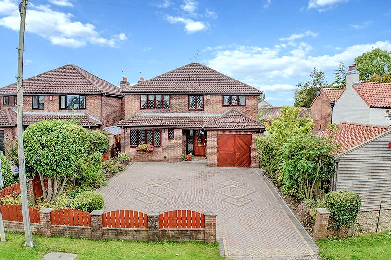Station Road, Hutton Cranswick – photo 3 of 28