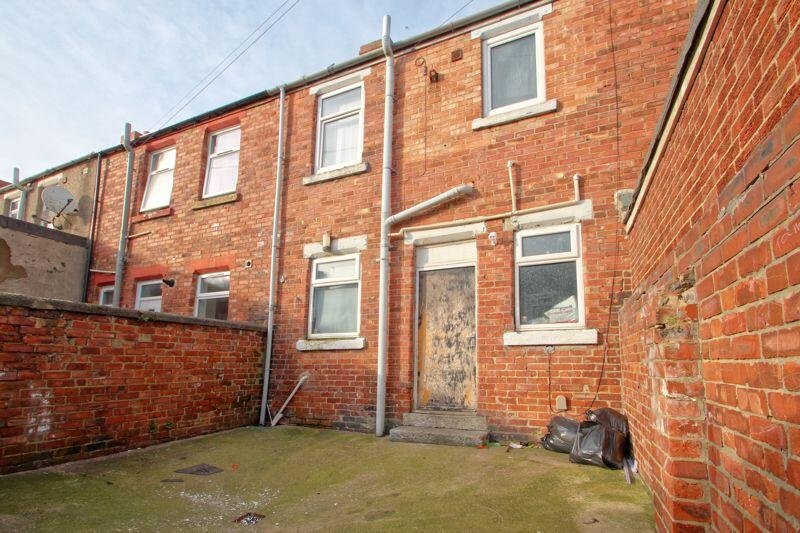 Stephenson Street, Ferryhill, DL17 – photo 3 of 13